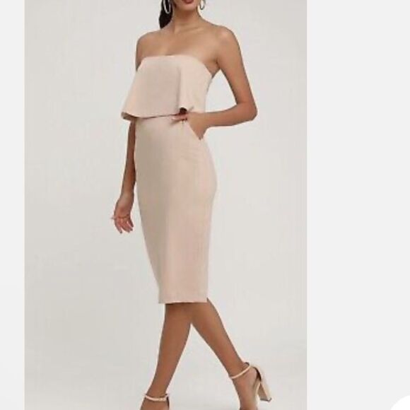 Lulus Dresses & Skirts - Lulus Lots of Love Beige Strapless
Ruffle Midi Dress